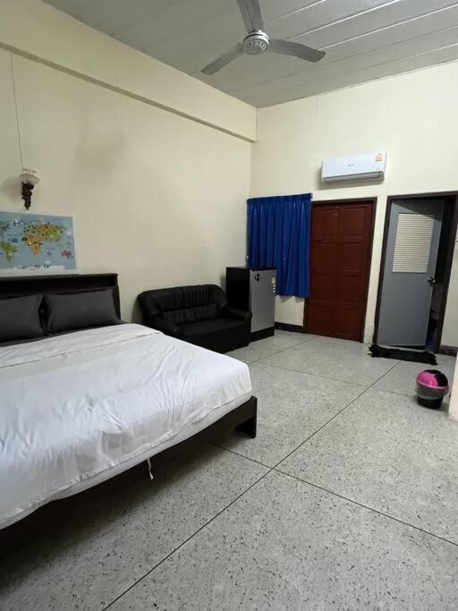 Room101 In Wanna Apartment Pattaya Esterno foto